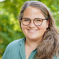 Dr. Anna  Dobelmann