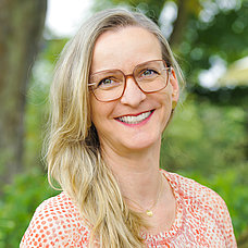 Oberkirchenrätin Pfarrerin Christina  Schnepel