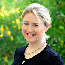 Julia  Houben